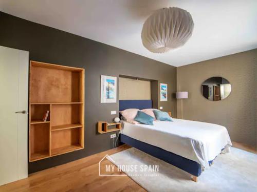MyHouseSpain - Modern penthouse close to Gran Via - Big Terrace, Мадрид