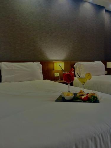 Holiday Inn Express Rome East - main image