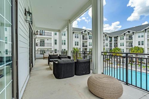 Sunny 2-Bed Oasis Pool and Gym in Apollo Beach in Apollo Beach