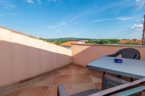 منظر, Villa Mirela, a romantic and charming pool villa in Santalezi