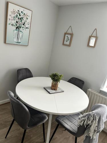 Stoops Hall - 2 bed first floor apartment in Garstang