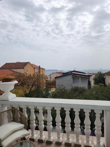 Oleander Apartment 2 in Pakoštane (Oleander Apartment 2 in Pakostane) in Draga