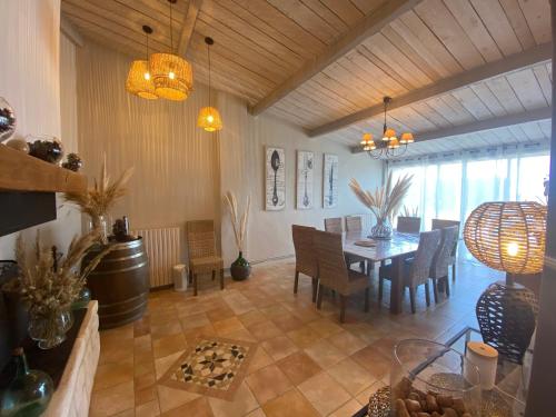 Étterem, A l'Orée Des Vignes (A l'Oree Des Vignes) in Montady