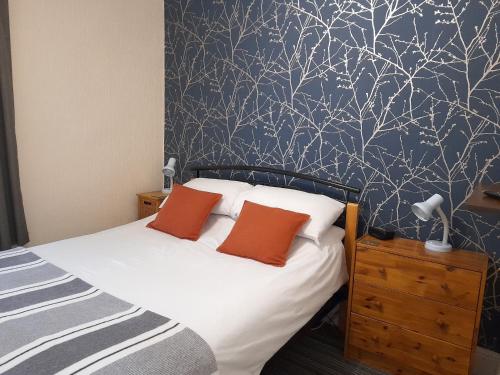 Small Double Room room in Phoenix Guest House