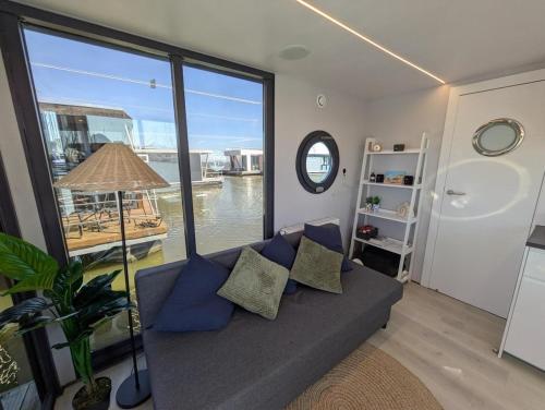 Gezellige houseboat Eclipse Monnickendam nabij Amsterdam 2