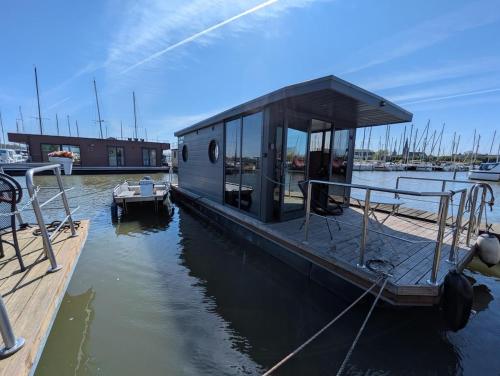 Gezellige houseboat Eclipse Monnickendam nabij Amsterdam 3