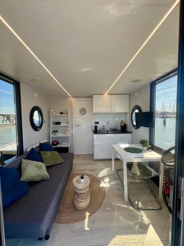 Gezellige houseboat Eclipse Monnickendam nabij Amsterdam 4