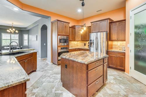 Backyard Oasis w/ Fire Pit: Laveen Village Retreat in Laveen