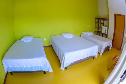 2 double beds