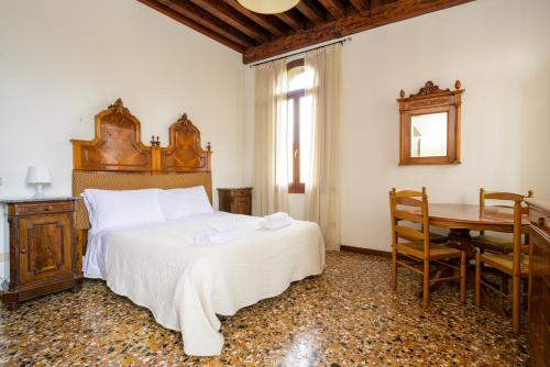 Ca' San Trovaso by Sarlux - image 5