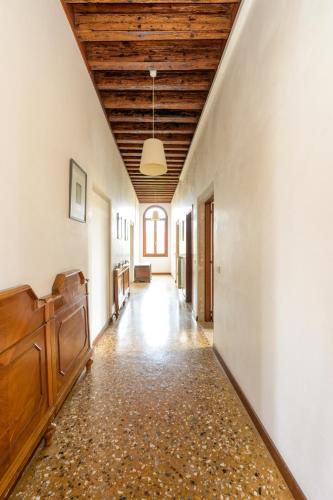 San Trovaso - image 6