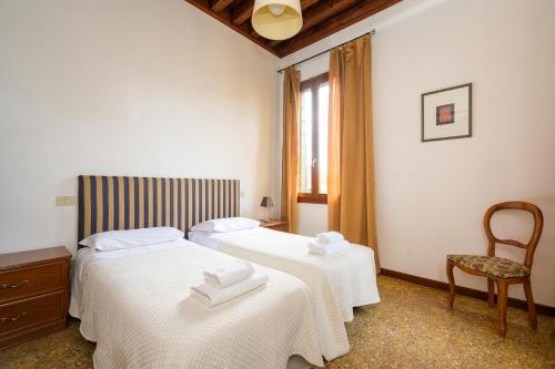 San Trovaso - image 11