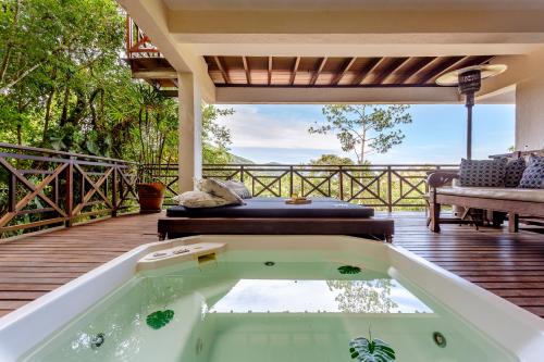 Casa com vista incrível e Jacuzzi | Brazilian Corner