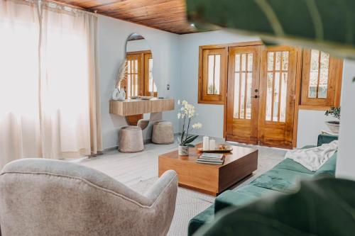 Luxury house with Jacuzzi in the Coffee Region