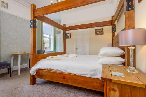 1 queen bed