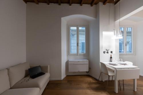Stay in the Heart of Florence - image 13