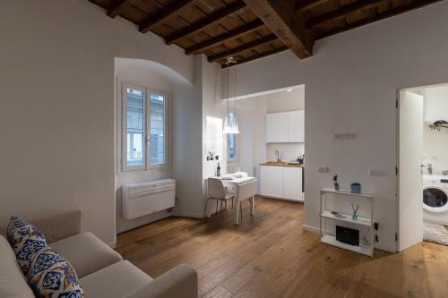 Stay in the Heart of Florence, Florence