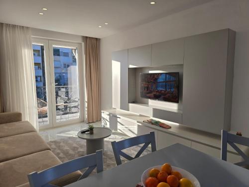 Tirana City Center Penthouse Oasis, Tirana (photo 8)