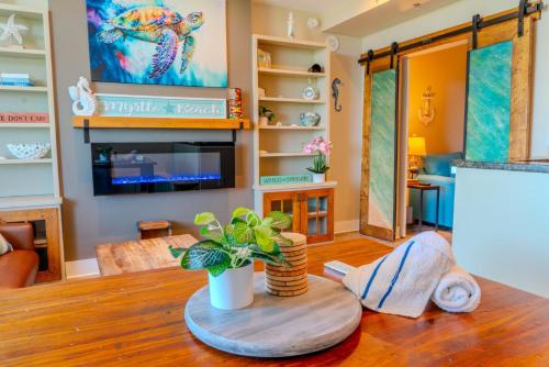 Luxury 2BR With Custom Upgrades! The Horizon at 77th- 503