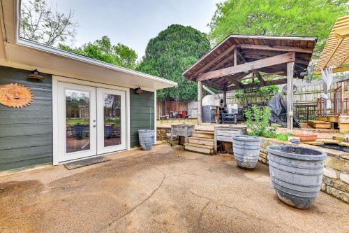 Spacious Family Home with Fenced Yard in DFW Area in Flower Mound