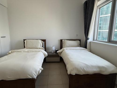 Nivis Find Spacious 3BHK Near Metro and Burj Khalifa, Dubai (photo 8)