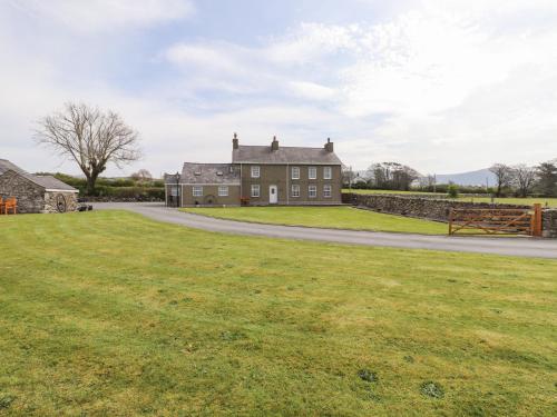 Garreg Wen Isaf Bach - image 4