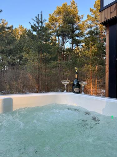 Luxury v Tahkuranna in ปาร์นูมา