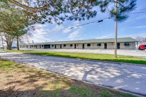 2 Mi to Downtown Port Huron Sleek Studio Apt in Port Huron