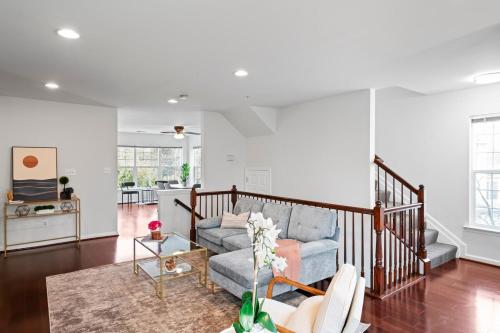 Gem in Germantown Walk to Restaurants & Shops! in เจอร์แมนทาวน์ (MD)