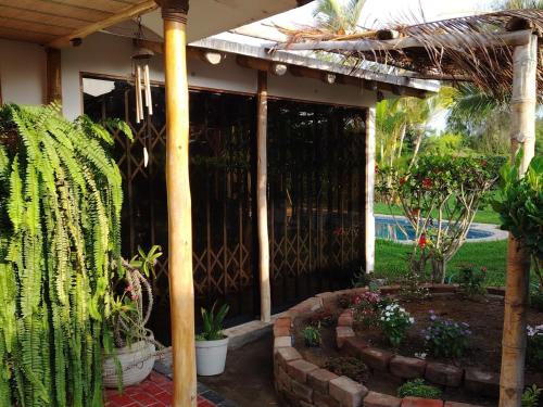 Rural retreat pool, 6ppl - 5min beach - SuperHost