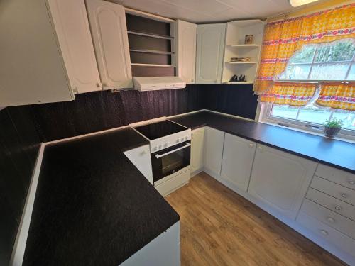 virtuve, Rent your own home in  Velfjord in Hommelsto