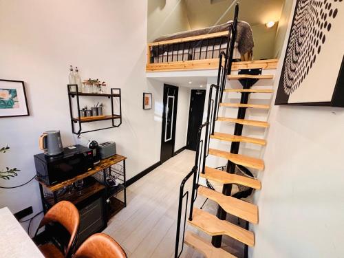 Hackney Central Studios - NO 19 - Vibrant City Getaway near The Adam And Eve