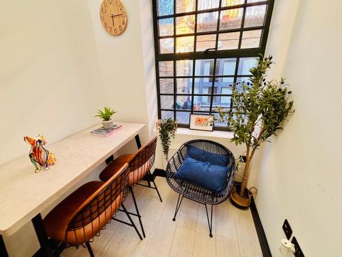 Hackney Central Studios - NO 19 - Vibrant City Getaway near The Adam And Eve