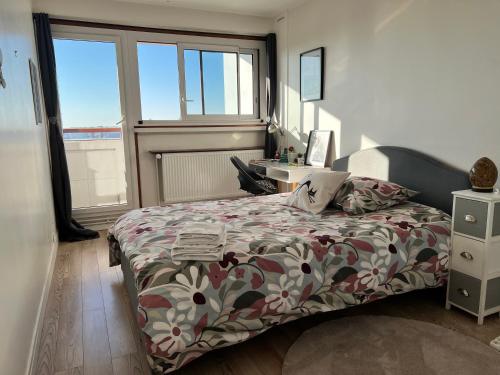 Quarto Privado em Apartamento Vista Torre Eiffel