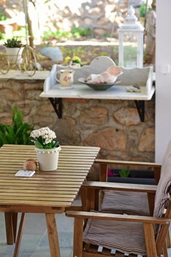 Athina Guesthouse 5