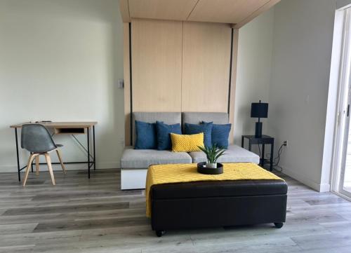 Heart of Hollywood - Walk of Fame Modern Apts Studio - 1bd or 2bd with View - Free parking - Balcony - Wifi Rooftop- 24hr Gym - Upscale amenities, Los Angeles (fotografie 3)
