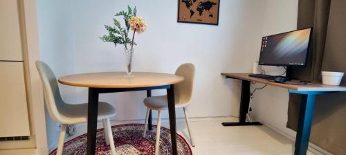 Modern & Cozy Studio in Helsinki, Helsinki (foto 8)