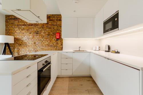 Holborn by Excel Apartments - image 2