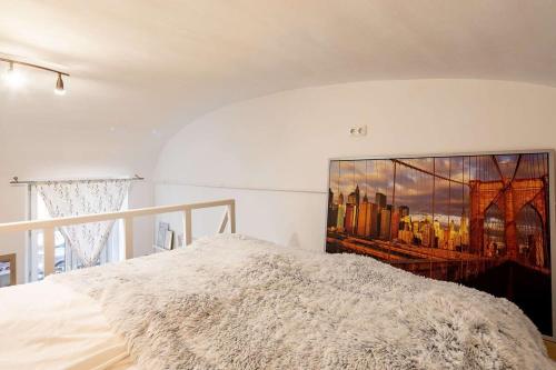 Charming Cozy Downtown Heaven for 2 - image 5