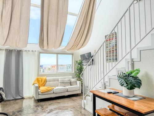 Loft 9 room in Little Italy Modern Lofts