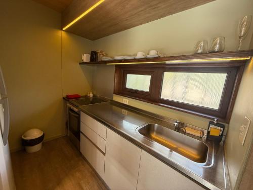 One-Bedroom Apartment image 10