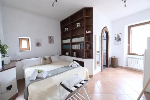 Ronciglione Home di F & E in 隆齊里奧內