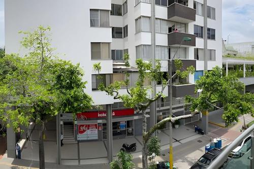 (304A) Apartaestudio Duplex en Granada - image 4
