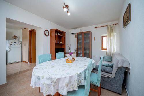 Facilities, Apartments with parking space Savar, Dugi otok - 12762 in Brbinj