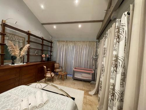 Gîte 2 à 5 personnes, spa, sauna, piscine chauffée, parking gratuit Gîte 2 à 5 personnes, spa, sauna, piscine chauffée, parking gratuit