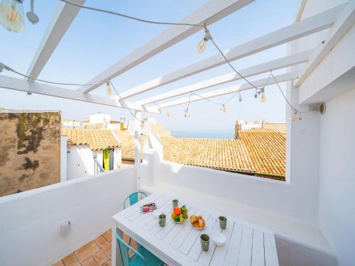 Apartment in L Escala with Pool near Beaches, L' Escala (fotografie 10)