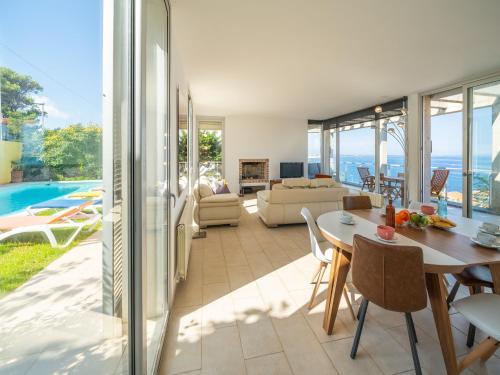 Villa in L Escala near Illa Mateua Beach, L' Escala (fotografie 9)