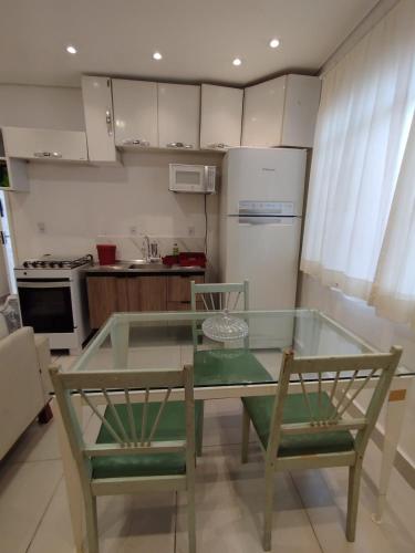 Meu aconchego com hidromassagem e churrasqueira in カンポ リンポ