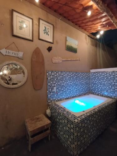 Meu aconchego com hidromassagem e churrasqueira in カンポ リンポ