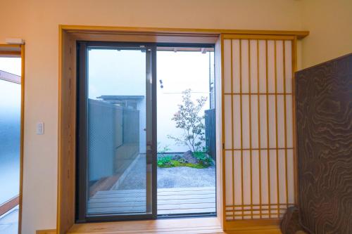 知輪-chirin-